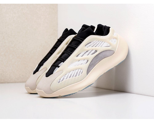 Кроссовки Adidas Yeezy Boost 700 v3