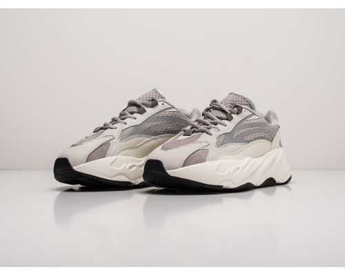 Кроссовки Adidas Yeezy Boost 700 v2