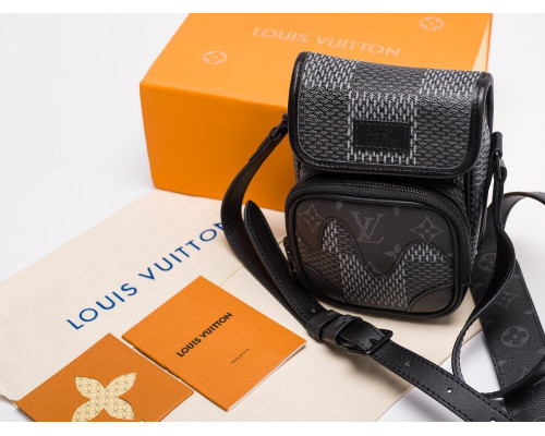 Наплечная сумка Louis Vuitton