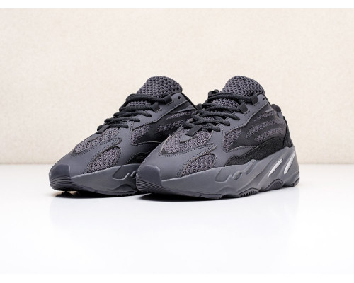 Кроссовки Adidas Yeezy Boost 700 v2