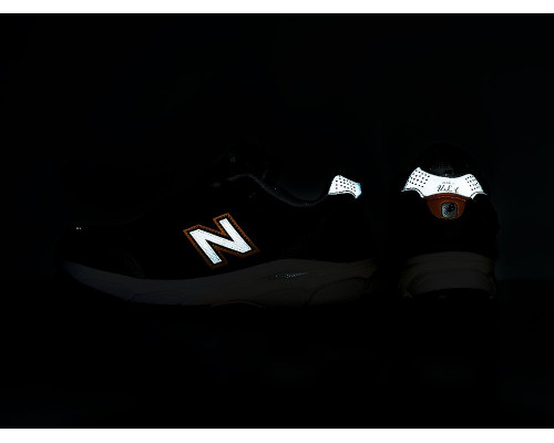 Кроссовки New Balance 990 v3