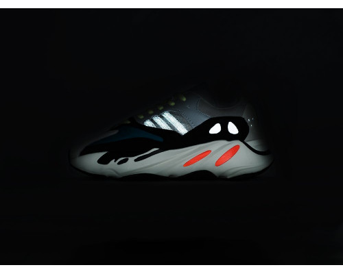 Кроссовки Adidas Yeezy Boost 700