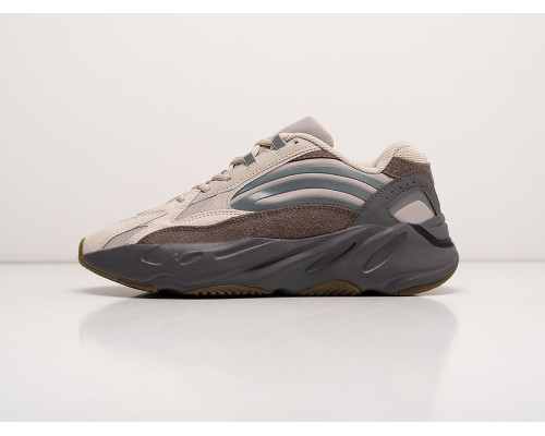 Кроссовки Adidas Yeezy Boost 700 v2