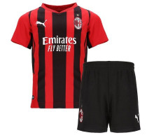 Футбольная форма Puma AC Milan