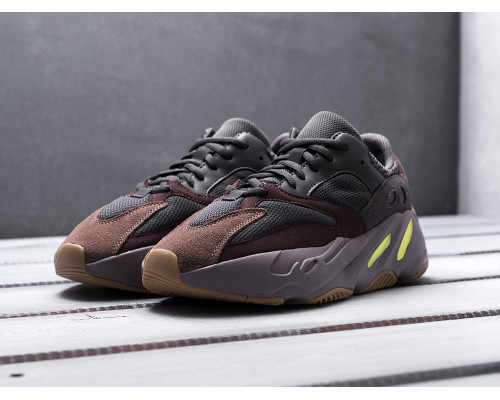 Кроссовки Adidas Yeezy Boost 700