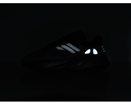 Кроссовки Adidas Yeezy Boost 700