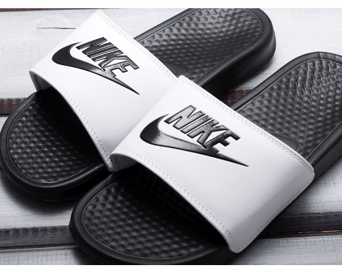 Сланцы Nike Benassi JDI